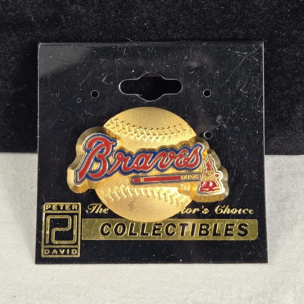 Vtg Atlanta Braves 2001 Spring‎ Training Baseball Pin Tomahawk Pro Specialties
